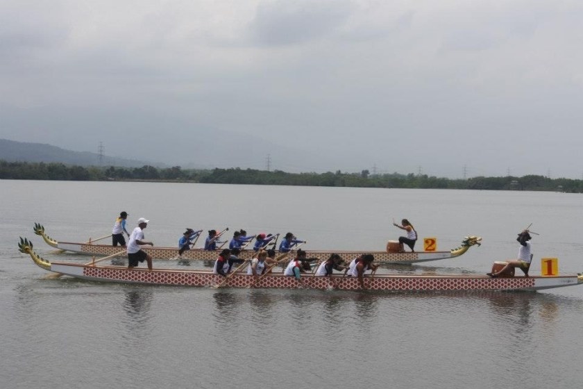 Ladies give their darndest!!!