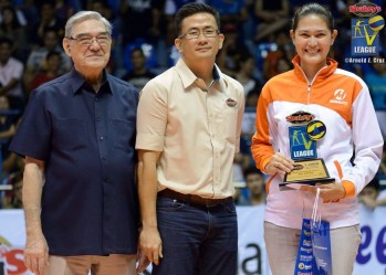 Maureen's gutsy net play bags her the Best Blocker Award.