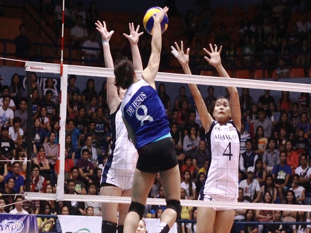 Ateneo noses out Adamson to reach the semifinals against NU. (courtesy of www.gmanetwork.com)